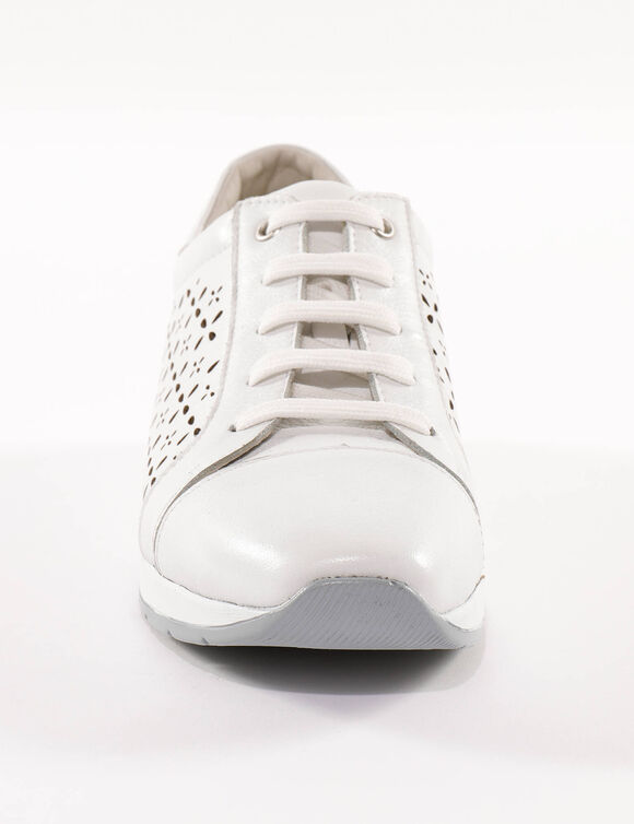 Baskets confort en cuir ajouré (blanc) Baskets confort en cuir ajouré (blanc)